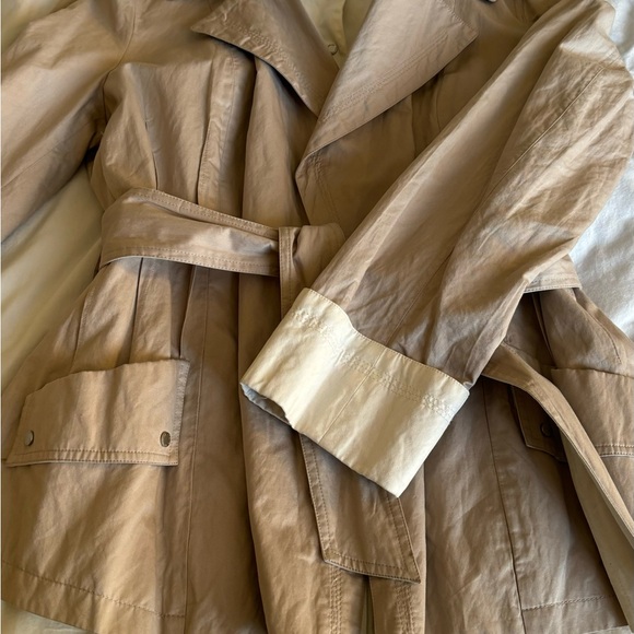 Ladies Trench coat - Picture 9 of 10